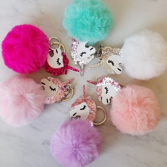 Accessories - 5/$25🌻HOST PICK Unicorn Pom Pom Keychain